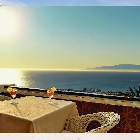 -'ღ'- Couples' Paradise. Insta-worthy Ocean Views.