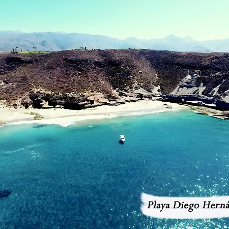 公寓 -'ღ'- Couples' Paradise. Insta-worthy Ocean Views. 阿德耶